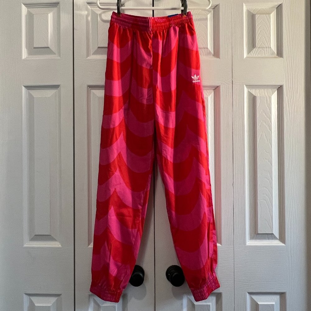 Adidas x Marimekko Cuffed Woven Track Pants Red Magenta Pink Size XS Never Worn